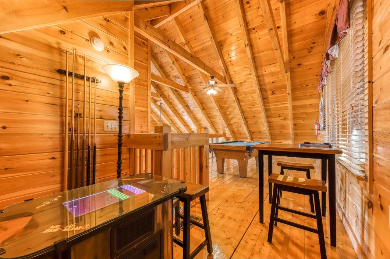 Elegant Escape Villa Pigeon Forge Exterior photo