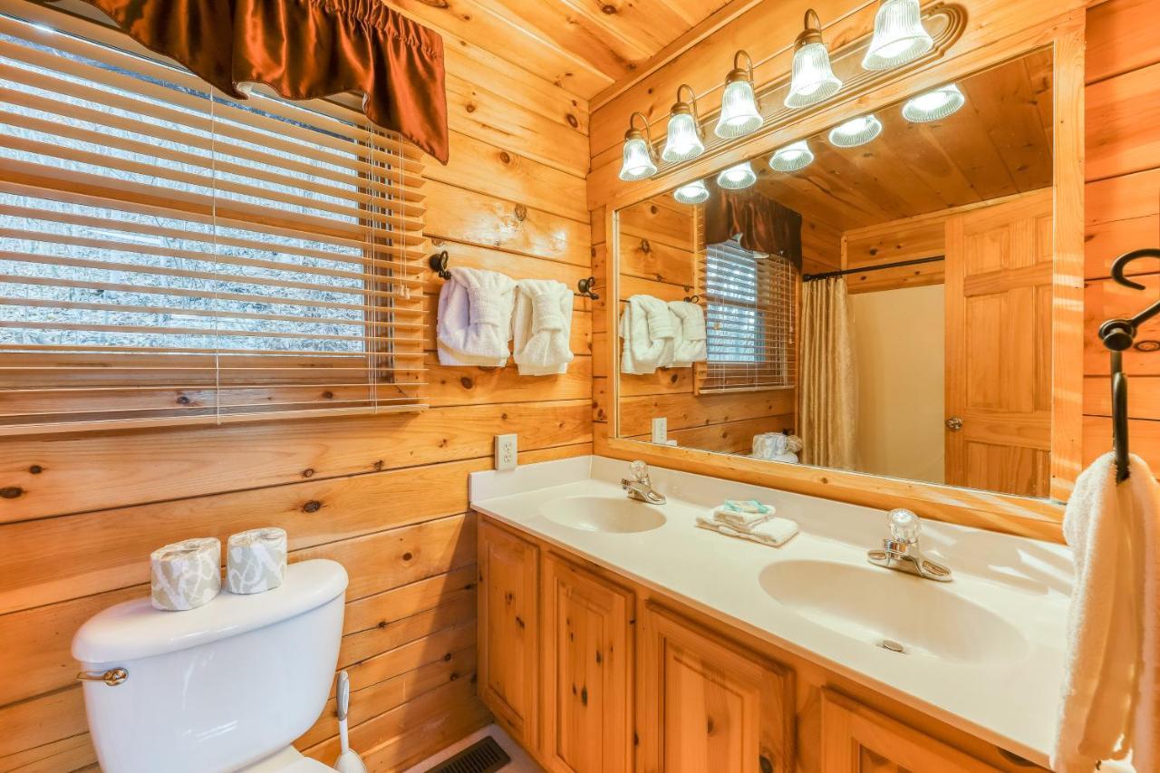 Elegant Escape Villa Pigeon Forge Exterior photo